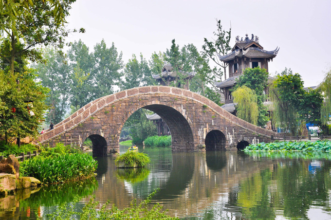 Thị trấn xuất hiện trong hơn 100 bộ phim cổ trang Trung Quốc
